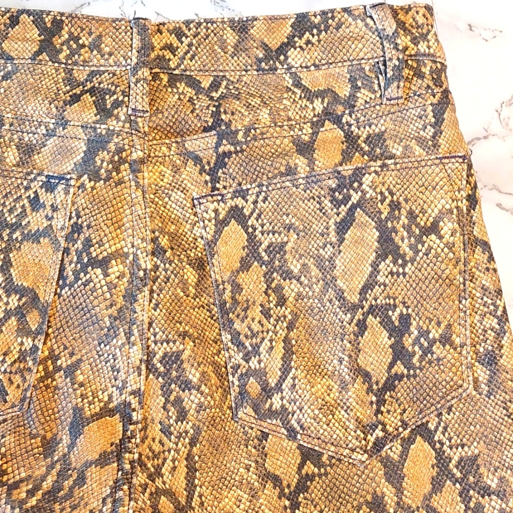 FRAME Le High Skinny Coated Python Snake Print Jeans, Size 26 - Picture 7 of 10